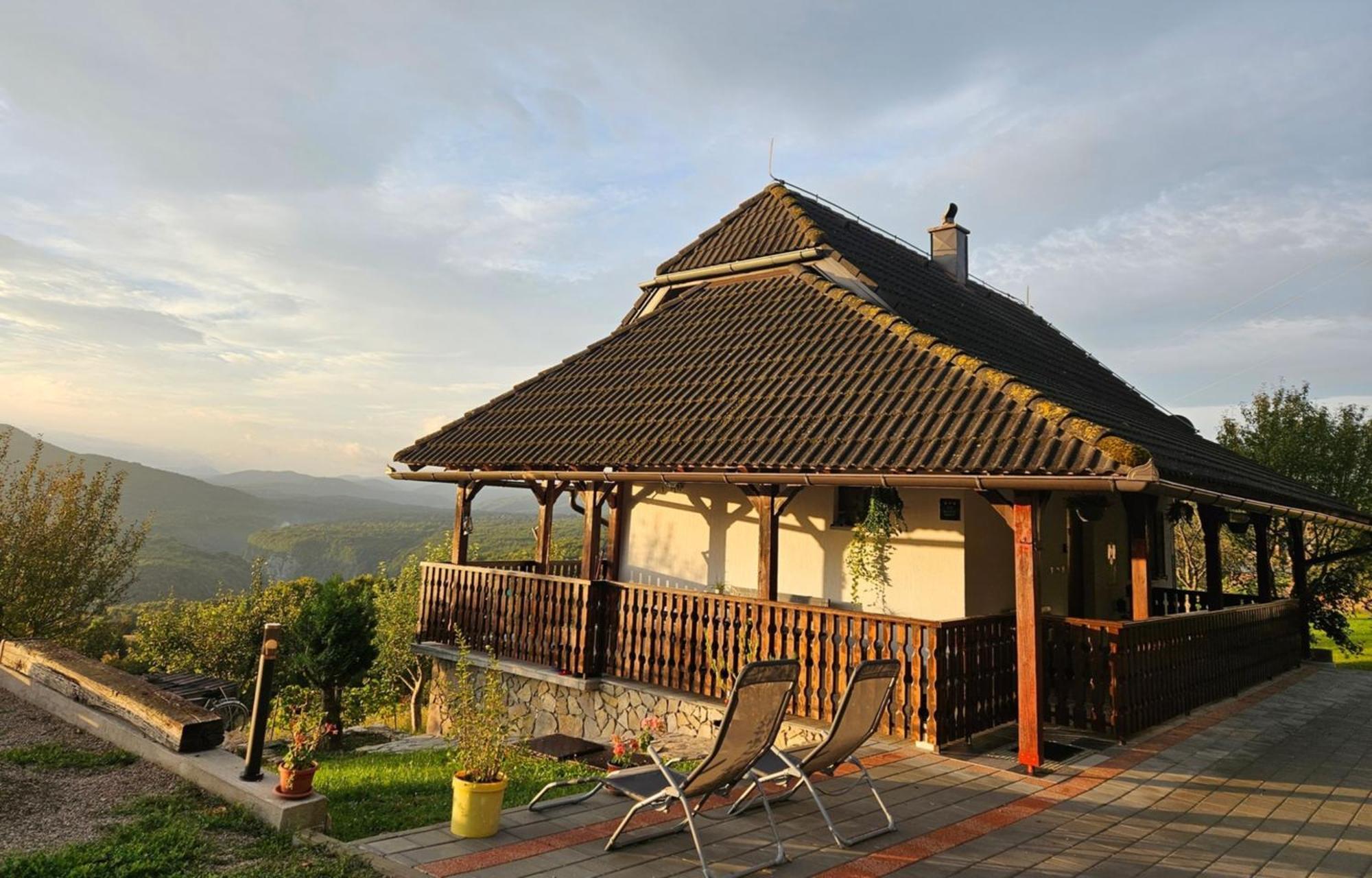 הוילה Plitvička Jezera Cozy House Zivko With Balcony מראה חיצוני תמונה